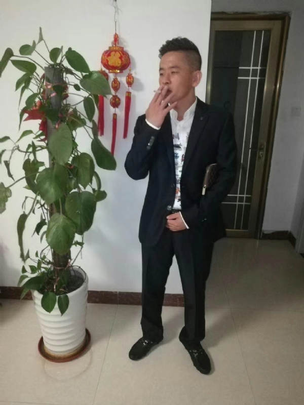 男人三十而立的第二张照片--永州相亲服务中心