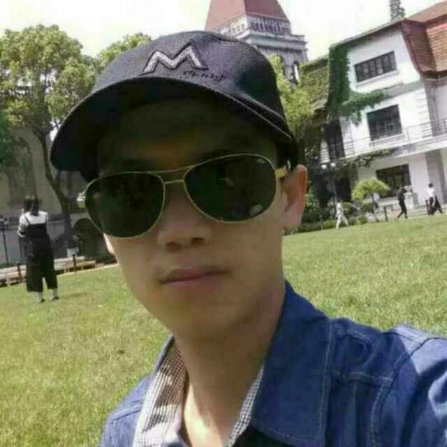 龙小华的第一张照片--永州相亲服务中心
