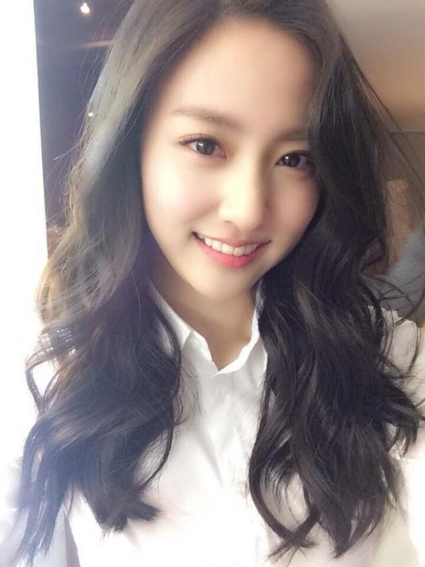 等爱的易微的第一张照片--永州相亲服务中心