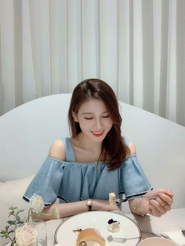 Emily的第三张照片--永州相亲服务中心