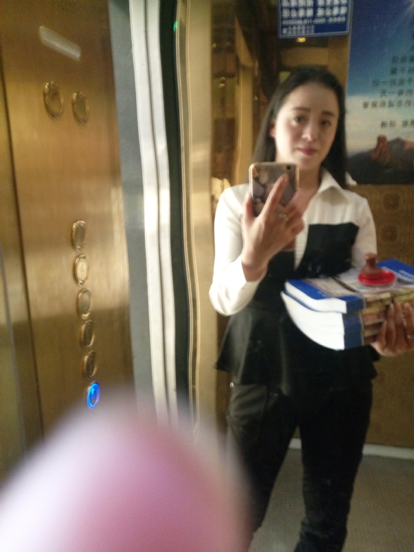 铿锵玫瑰的第一张照片--永州相亲服务中心