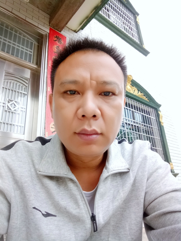 随缘的第一张照片--永州相亲服务中心