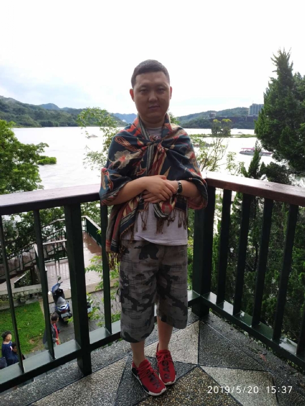 爱情里的俩个人的第一张照片--永州相亲服务中心