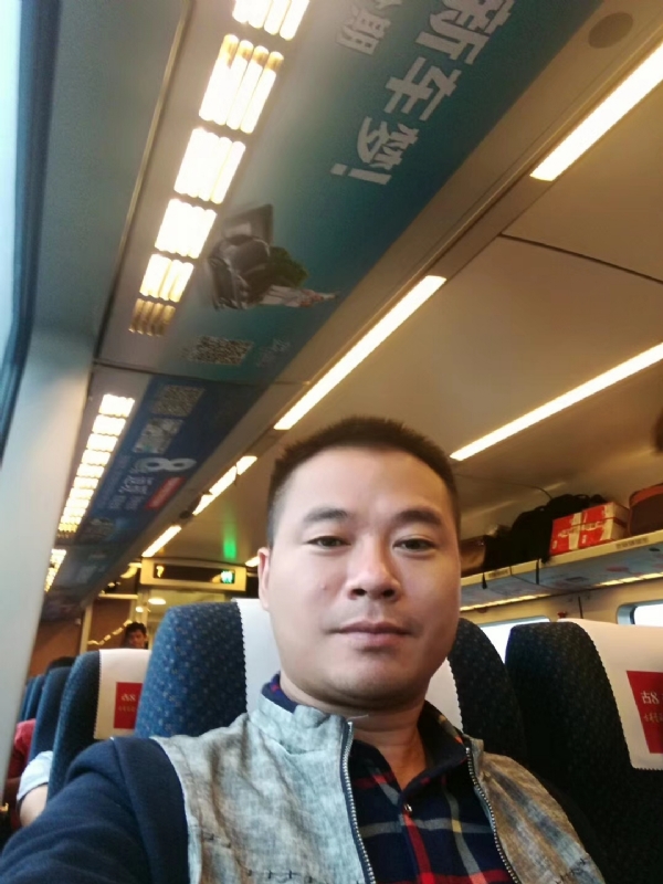 等爱的人的第一张照片--永州相亲服务中心