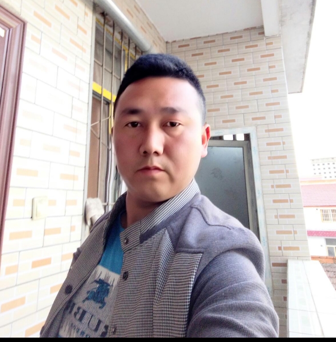 帅帅的大叔的第一张照片--永州相亲服务中心