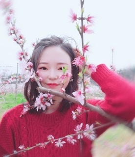 小桌子的第一张照片--永州相亲服务中心