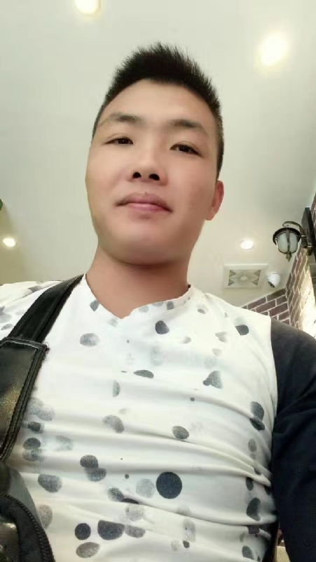 吃生蚝的小乖乖的第一张照片--永州相亲服务中心