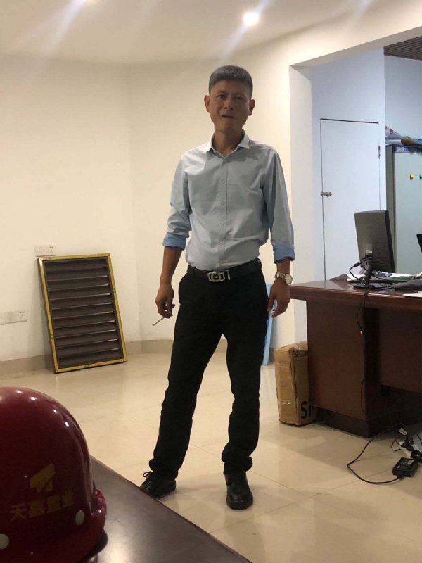 郁闷之中的第一张照片--永州相亲服务中心