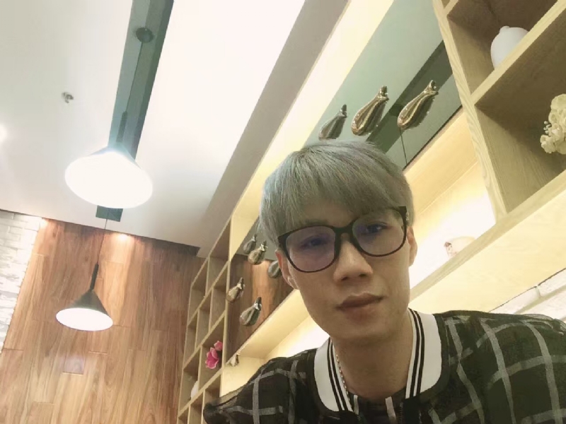 黄峰的第一张照片--永州相亲服务中心