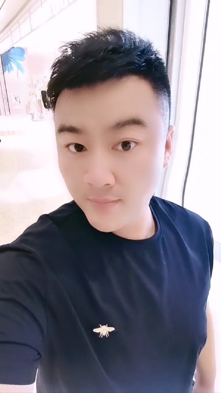 微风徐徐的第二张照片--永州相亲服务中心
