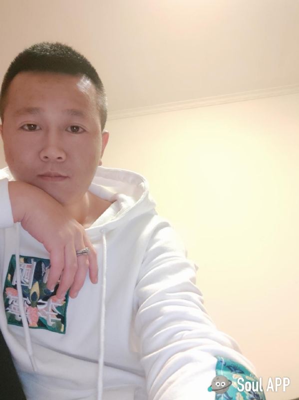 Away的第一张照片--永州相亲服务中心