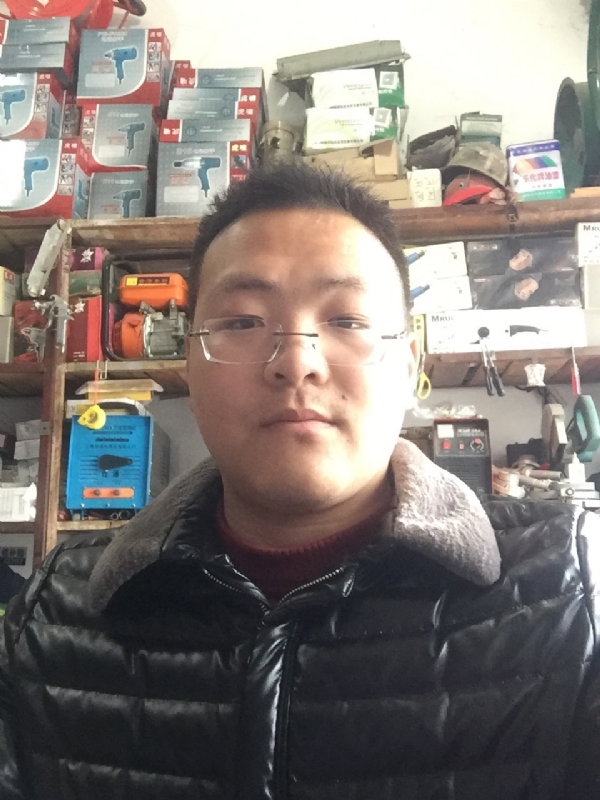 鼎福的第一张照片--永州相亲服务中心