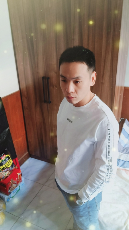 没有蜡笔的小航的第三张照片--永州相亲服务中心