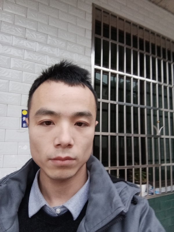 笑得那么开心的第一张照片--永州相亲服务中心