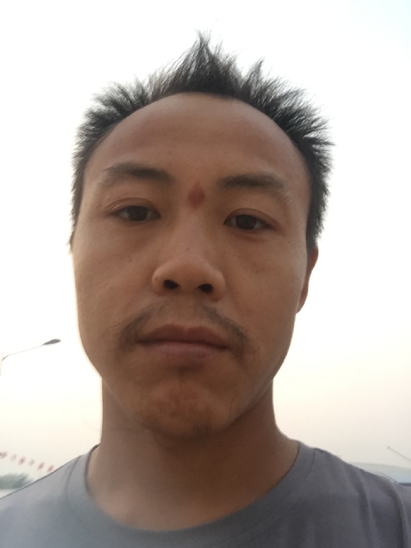 老曹的第一张照片--永州相亲服务中心