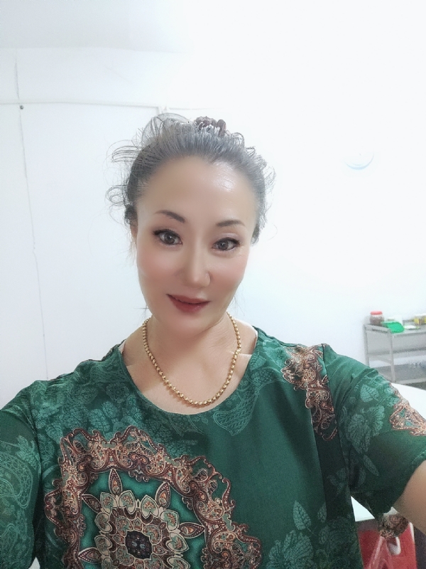 燕子的第二张照片--永州相亲服务中心