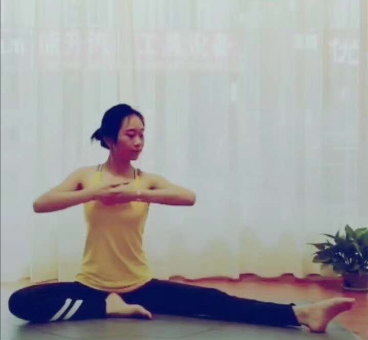 静静子的第一张照片--永州相亲服务中心