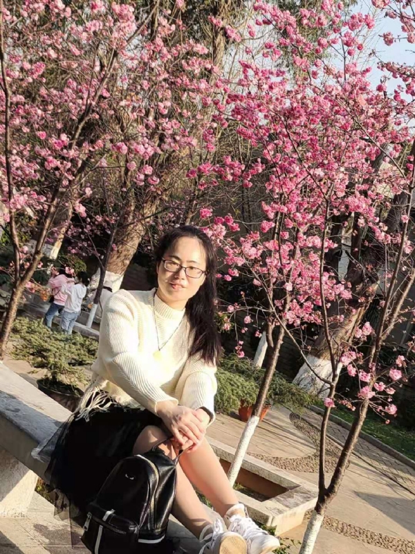 Nancy的第一张照片--永州相亲服务中心