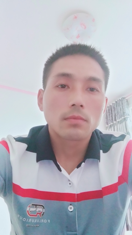 染红尘世的第一张照片--永州相亲服务中心