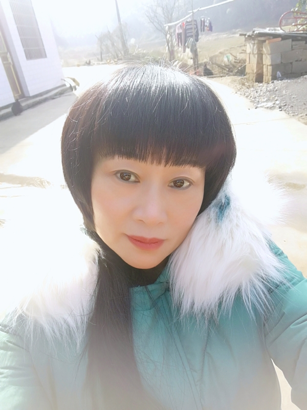 金鱼儿的第一张照片--永州相亲服务中心