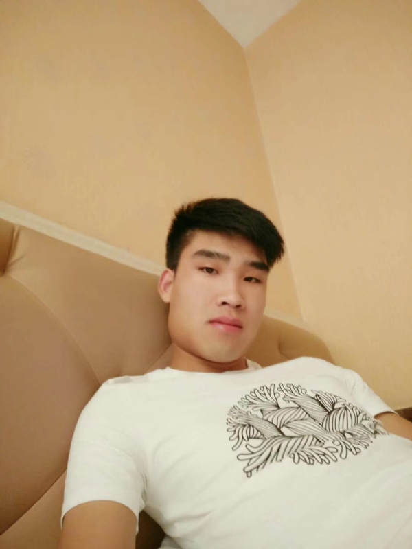 谁不曾孤单上路的第二张照片--永州相亲服务中心