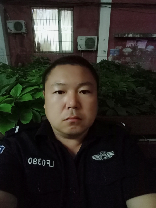 冯宇的第一张照片--永州相亲服务中心