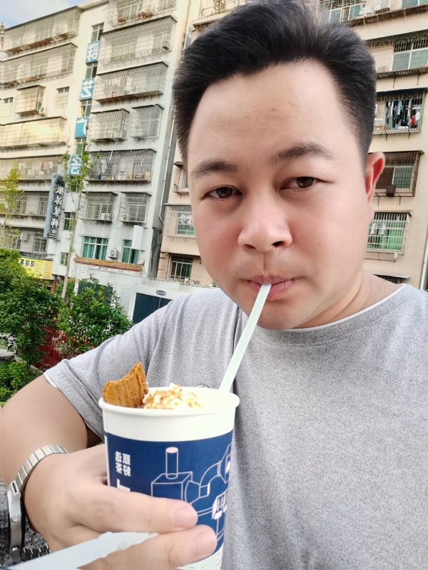 K金o的第一张照片--永州相亲服务中心