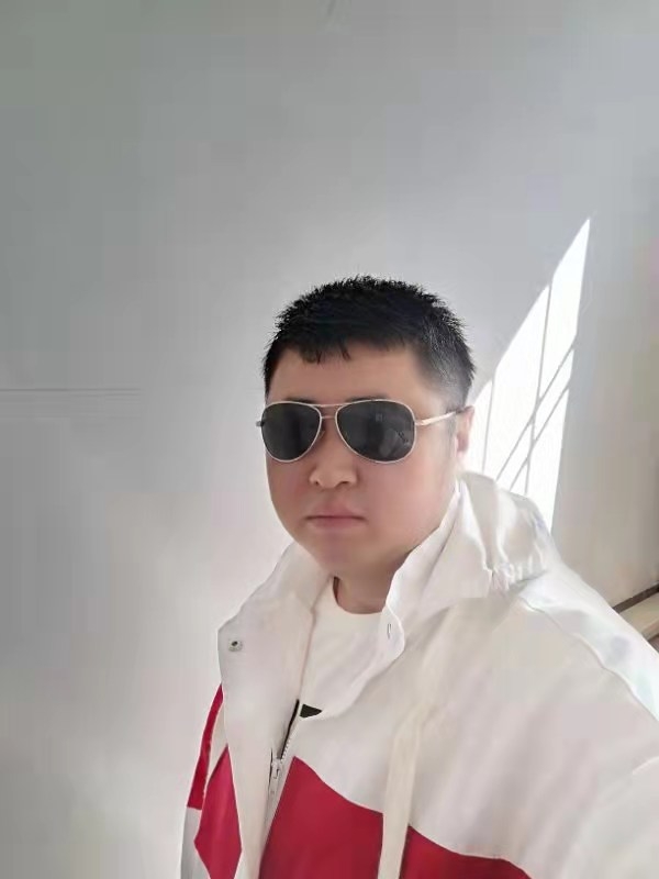 大漠叔叔的第一张照片--永州相亲服务中心