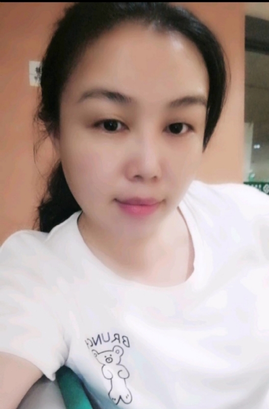 淡淡的云的第一张照片--永州相亲服务中心