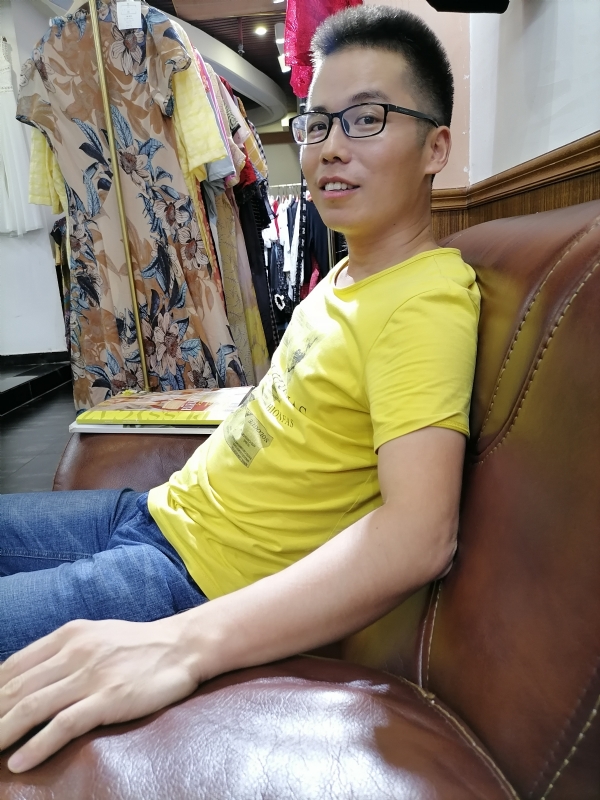 汪顺鹏的第一张照片--永州相亲服务中心