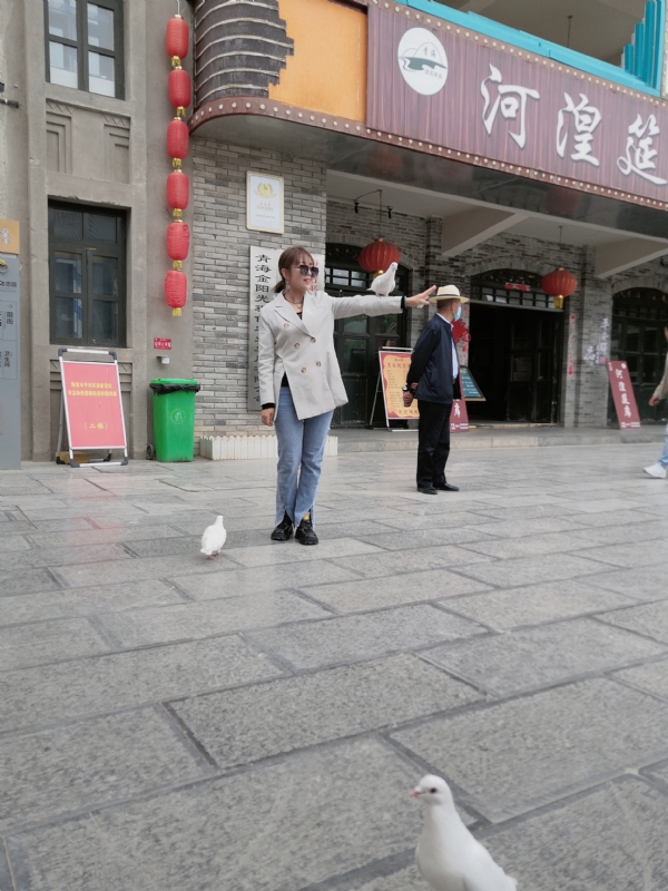 艳艳的第一张照片--永州相亲服务中心