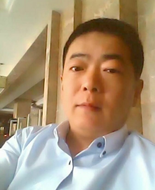 落叶随风的第一张照片--永州相亲服务中心