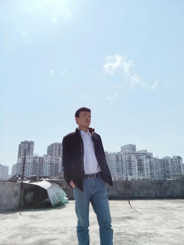 蓝色心情的第一张照片--永州相亲服务中心
