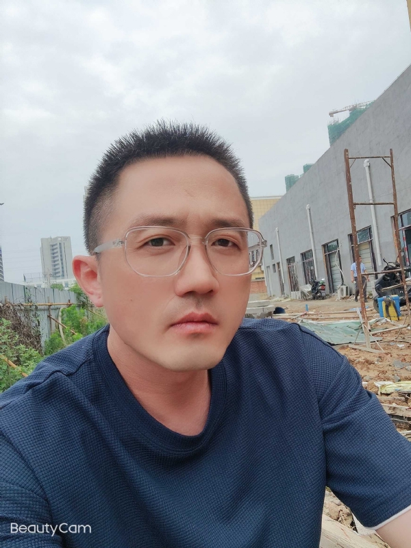 清风烈酒的第二张照片--永州相亲服务中心