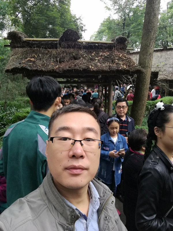 撑起一片天的第一张照片--永州相亲服务中心