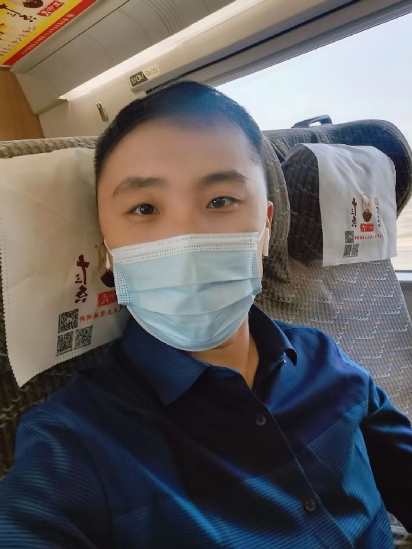 孤独的小屁猪的第二张照片--永州相亲服务中心
