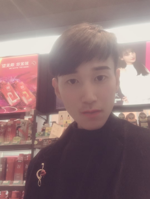 唯美的爱情故事的第一张照片--永州相亲服务中心