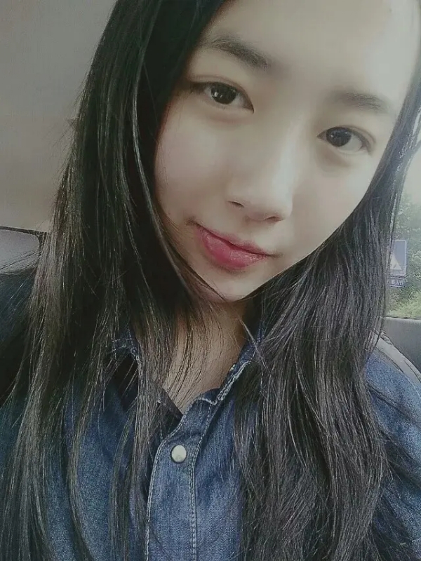 小她的第一张照片--永州相亲服务中心