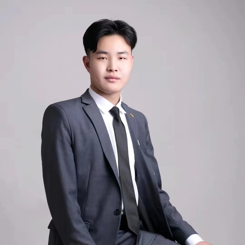 孤独的狼的第一张照片--永州相亲服务中心