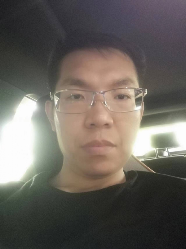 小黑包的第一张照片--永州相亲服务中心