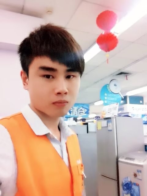 罗自强的第一张照片--永州相亲服务中心