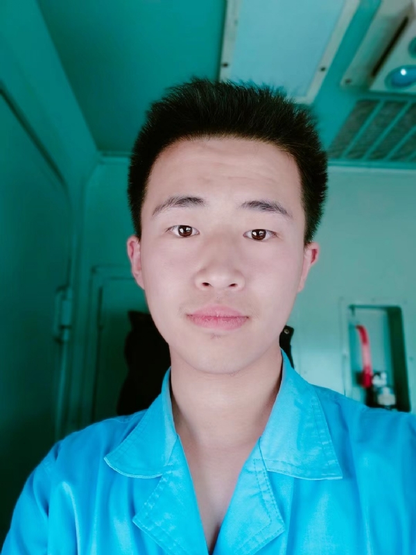 生而为人的第四张照片--永州相亲服务中心