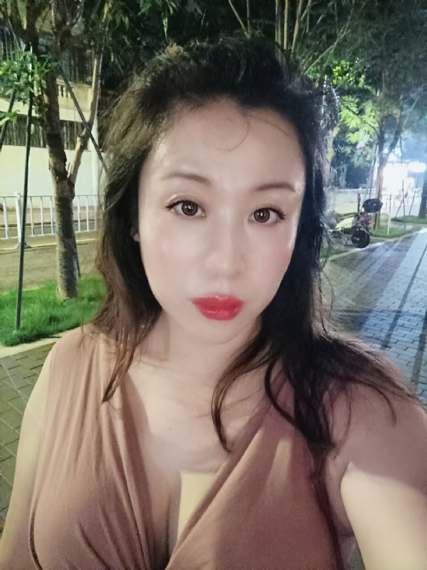 叶子青青的第二张照片--永州相亲服务中心
