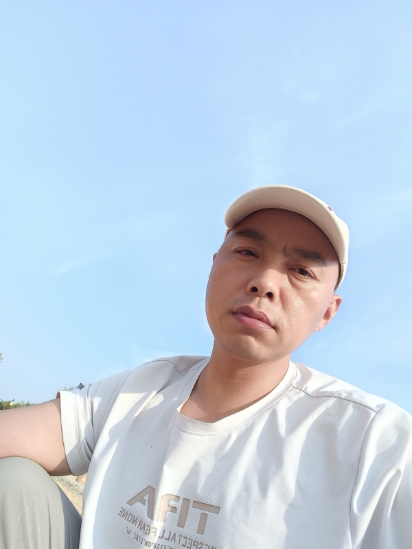 哥哥的第一张照片--永州相亲服务中心