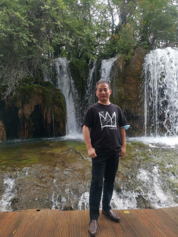 任君君的第一张照片--永州相亲服务中心