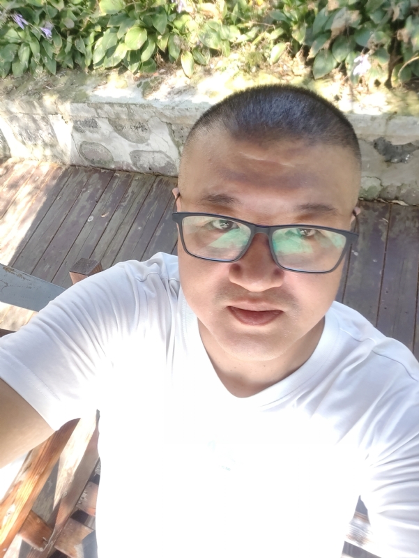 羊十八的第一张照片--永州相亲服务中心