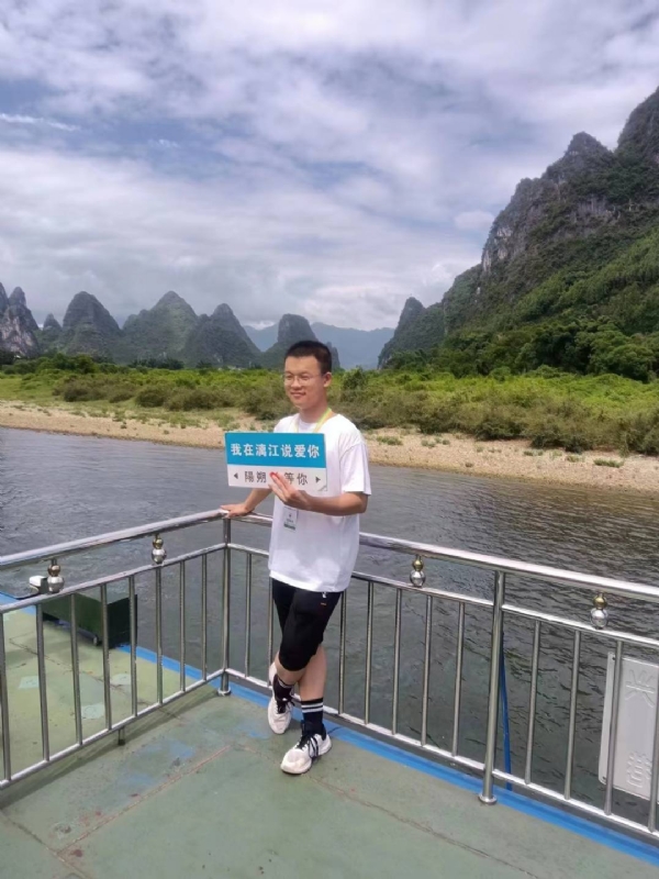 决胜时刻的第一张照片--永州相亲服务中心