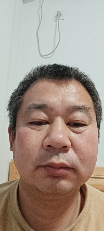 龙万的第一张照片--永州相亲服务中心