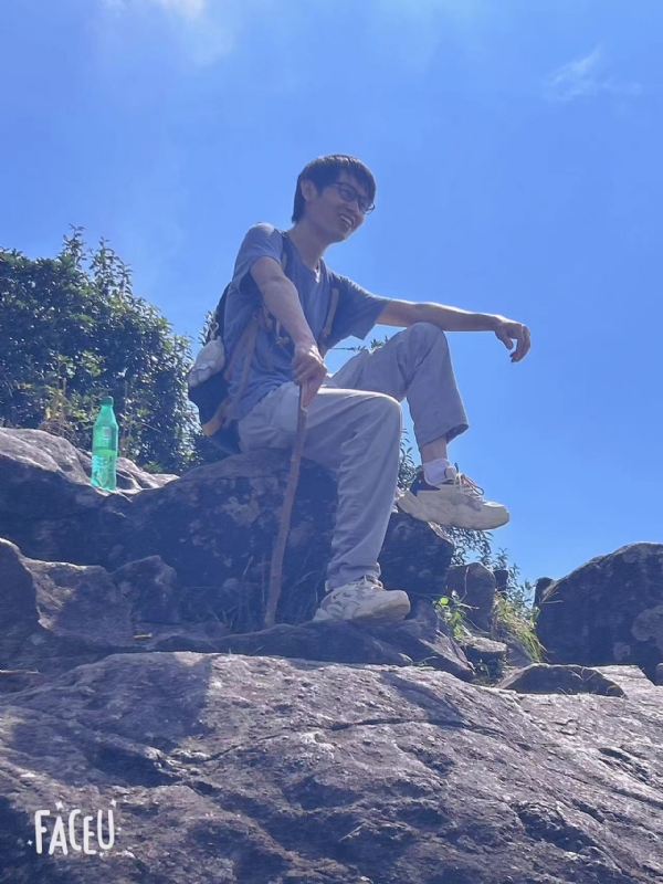 落叶之秋的第一张照片--永州相亲服务中心