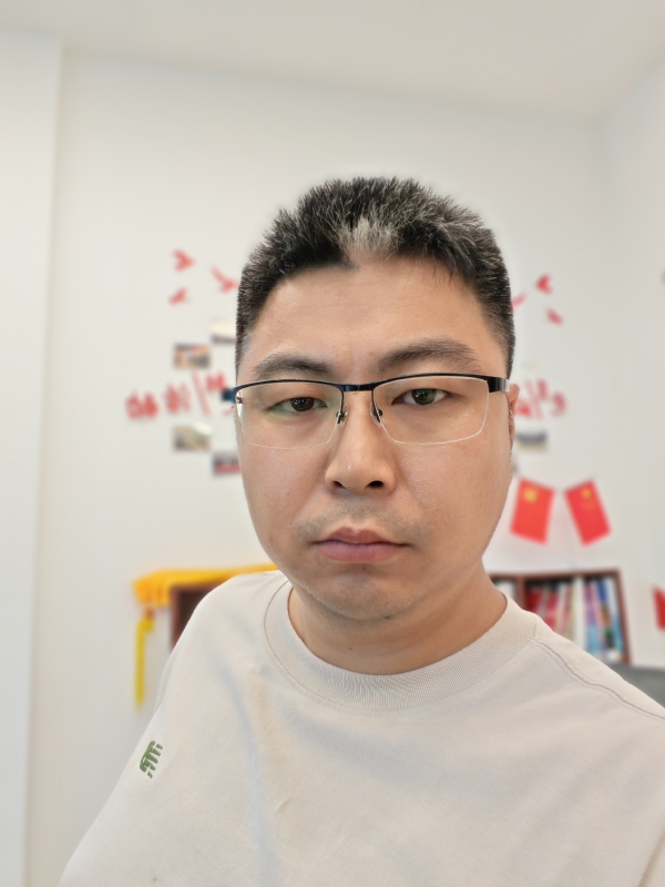 苦海寻舟的第一张照片--永州相亲服务中心